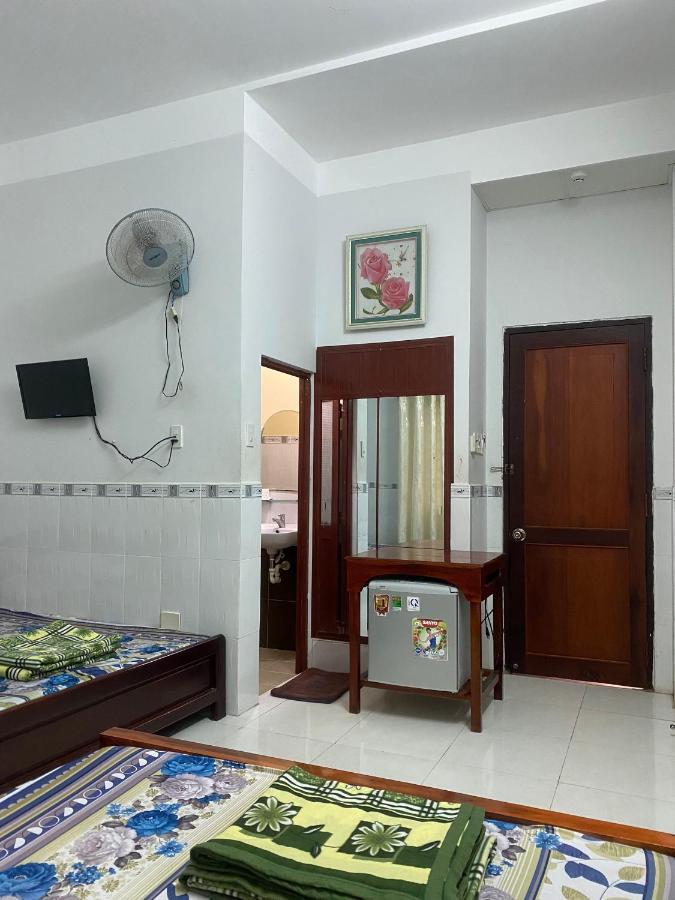 Bed and Breakfast Nha Nghi Nam Phuong Хатьєн Екстер'єр фото